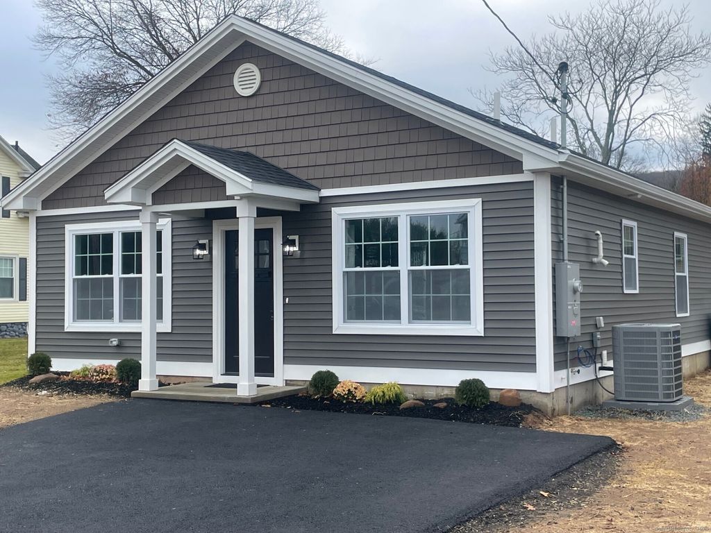 Photo of 140 Lake Avenue, Bristol, CT 06010 (MLS # 24142442)