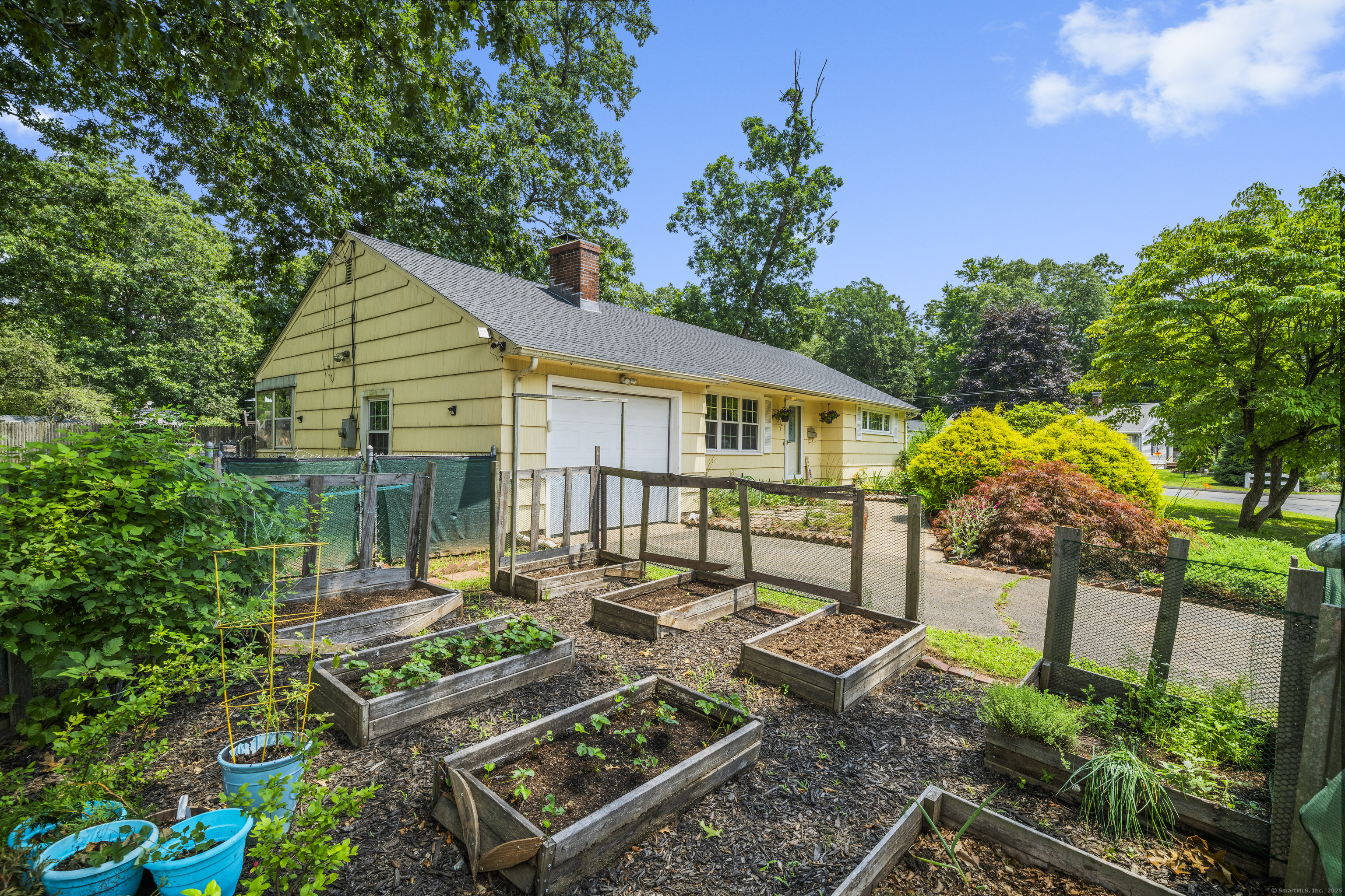1 Oakridge Drive