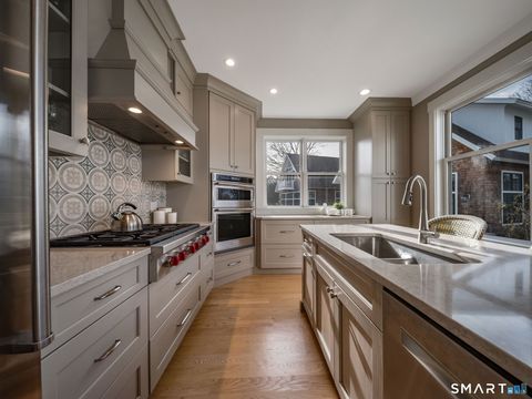 Tiny photo for 908 Boston Post Road #908, Madison, CT 06443 (MLS # 24143309)