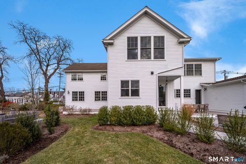 Photo of 908 Boston Post Road #908, Madison, CT 06443 (MLS # 24143309)