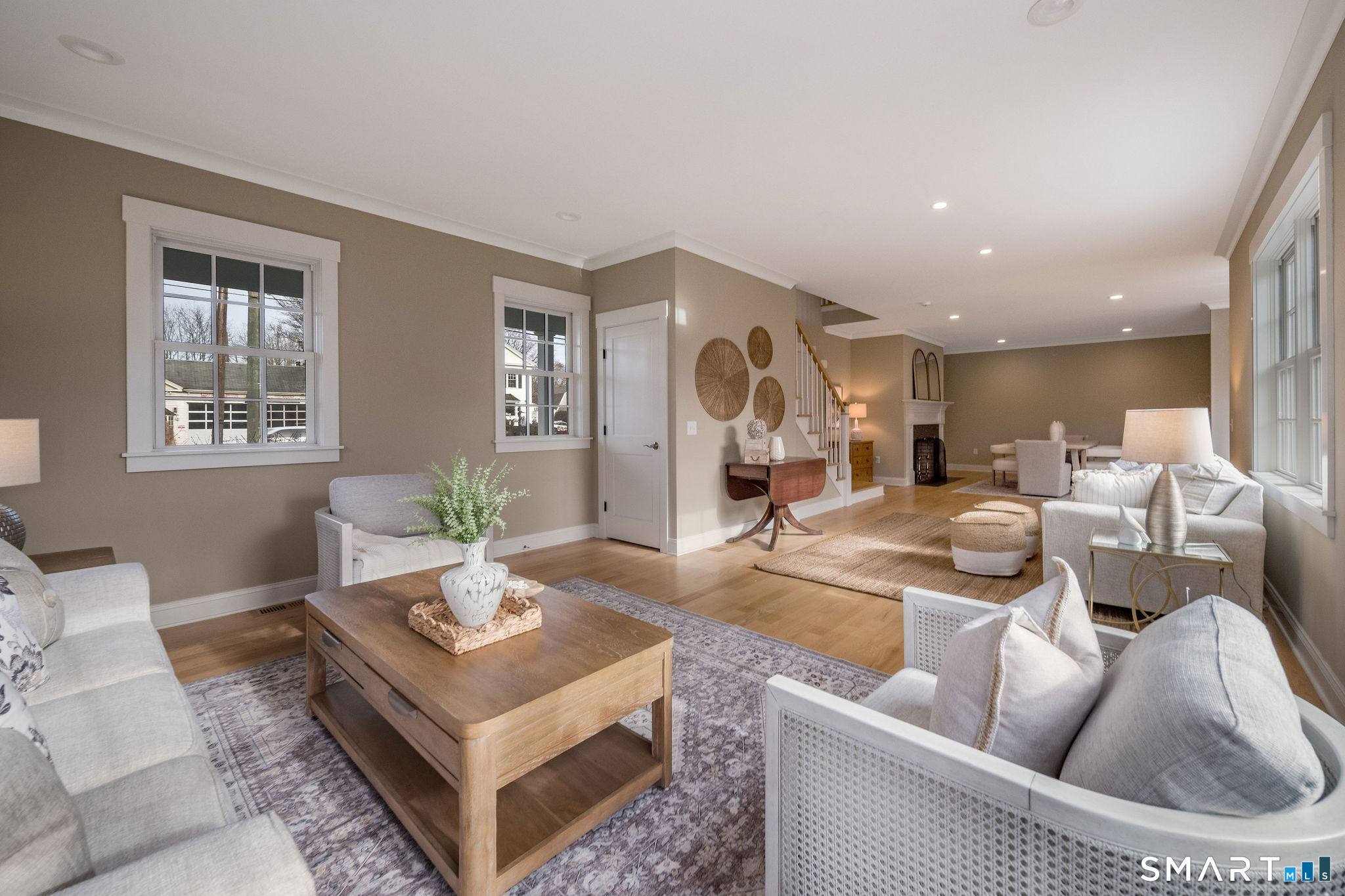 908 Boston Post Road 908