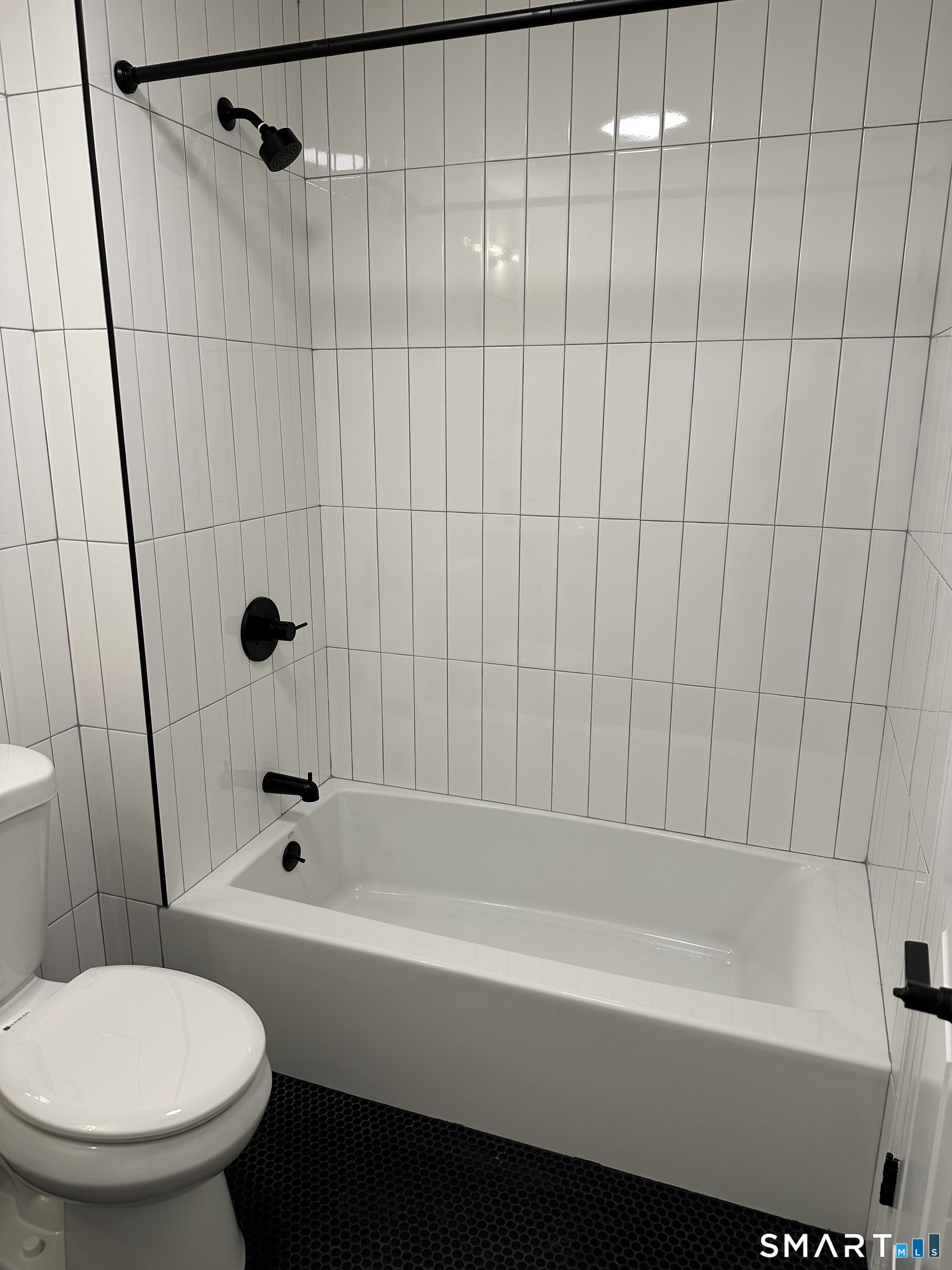 67 Balance Rock Road APT 7