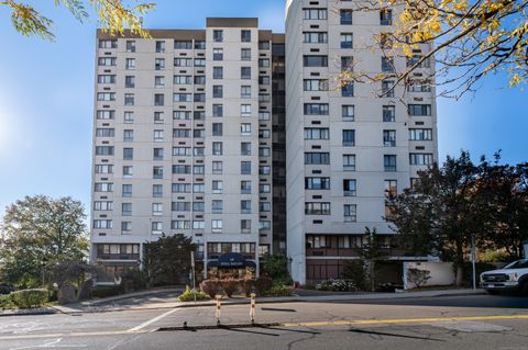 Tiny photo for 60 Strawberry Hill Avenue #816, Stamford, CT 06902 (MLS # 24135135)