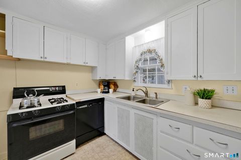 Tiny photo for 60 Tredeau Street, Hartford, CT 06114 (MLS # 24145507)