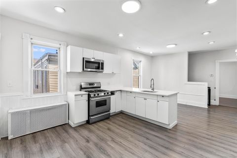 Tiny photo for 394 Gregory Street #4, Bridgeport, CT 06604 (MLS # 24143765)