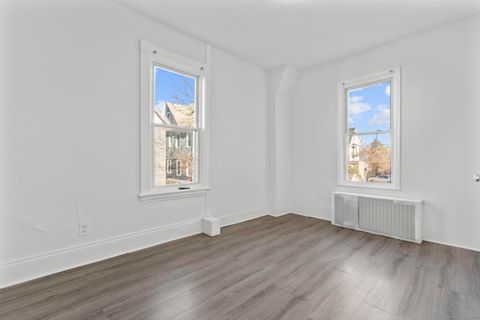 Tiny photo for 394 Gregory Street #4, Bridgeport, CT 06604 (MLS # 24143765)