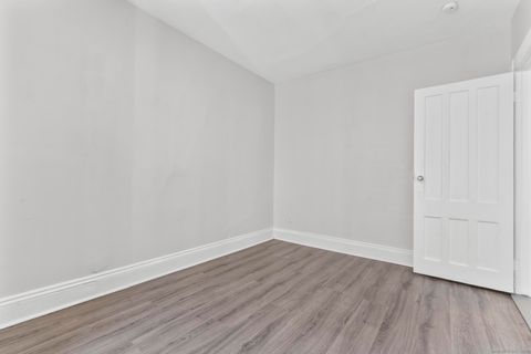 Tiny photo for 394 Gregory Street #4, Bridgeport, CT 06604 (MLS # 24143765)