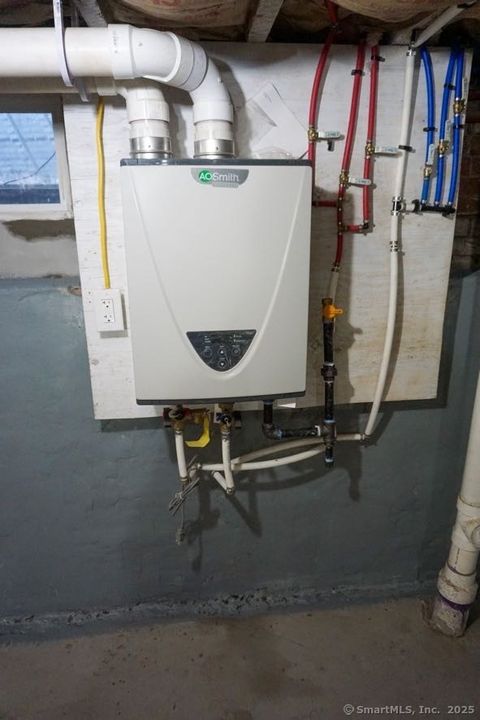 Tiny photo for 39 S Whitney Street, Hartford, CT 06106 (MLS # 24145175)