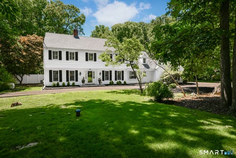 Photo of 4A Maplecrest Drive, Danbury, CT 06811 (MLS # 24186421)