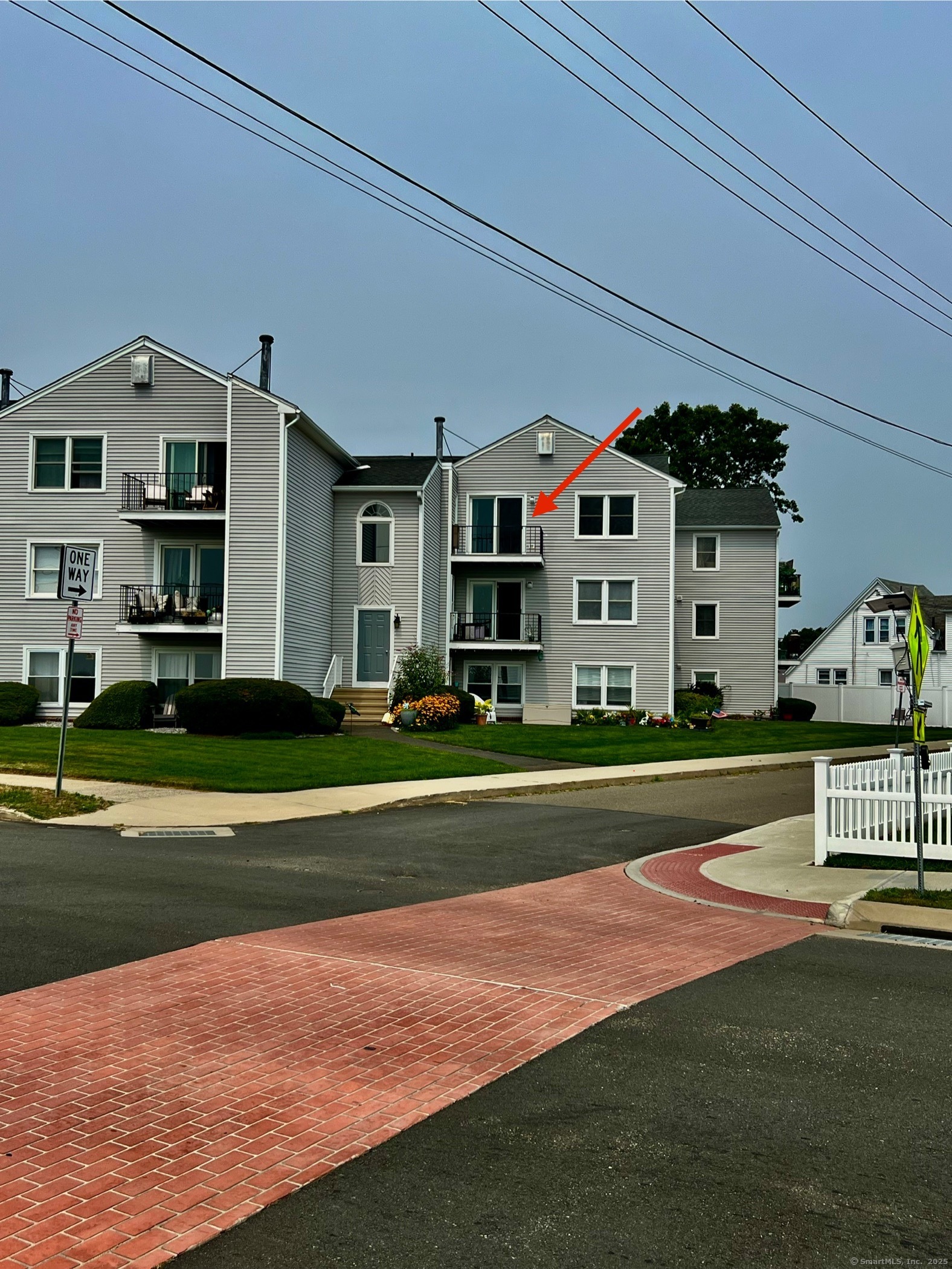 215 Beach Street 3D