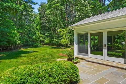 A home in New Canaan