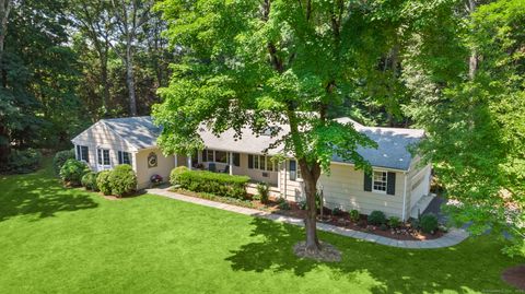 A home in New Canaan