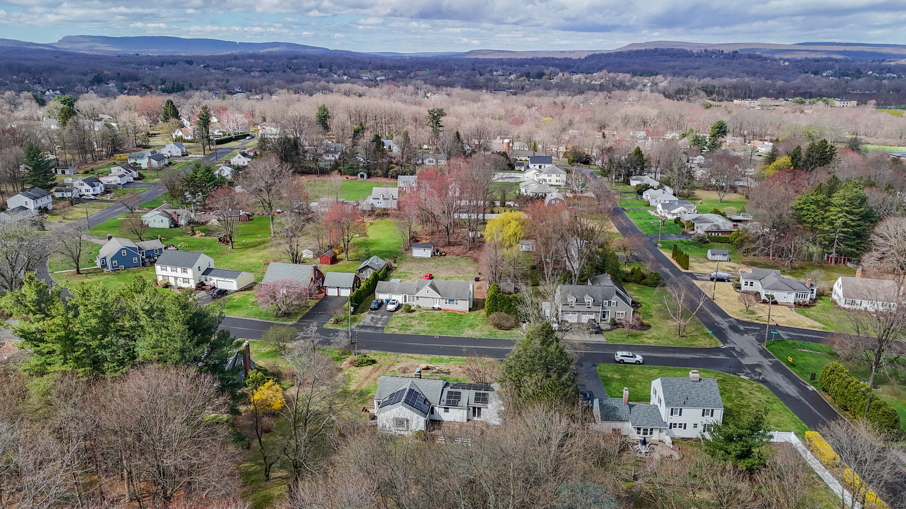 112 Cindy Lane, Berlin, Connecticut image 32