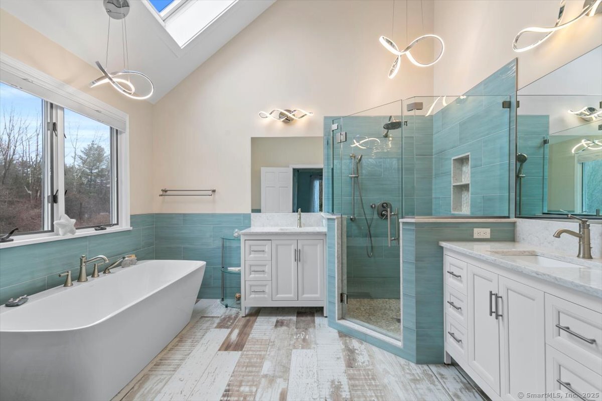 141 Meadow Ridge Lane, Guilford, Connecticut image 18