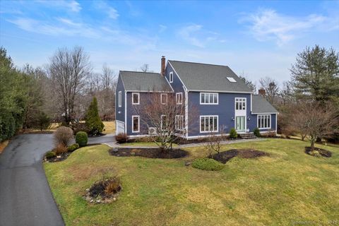 141 Meadow Ridge Lane Guilford CT 06437