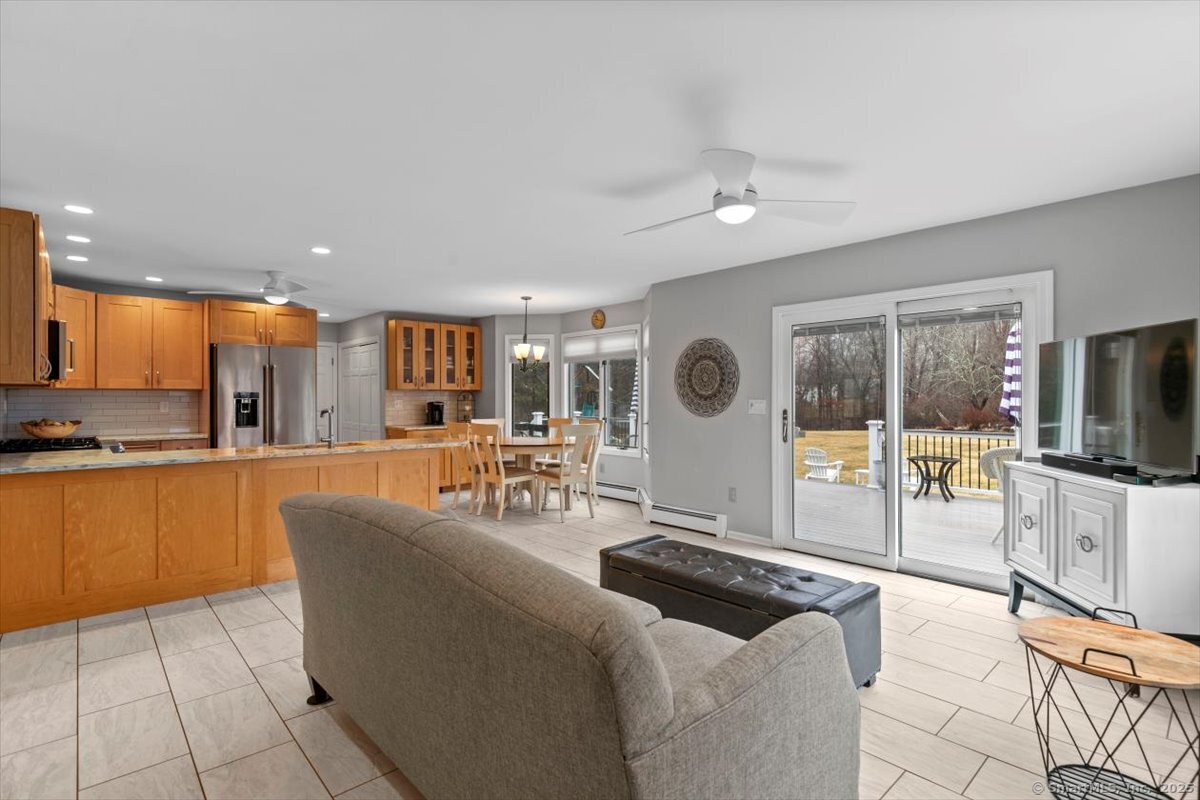 141 Meadow Ridge Lane, Guilford, Connecticut image 11