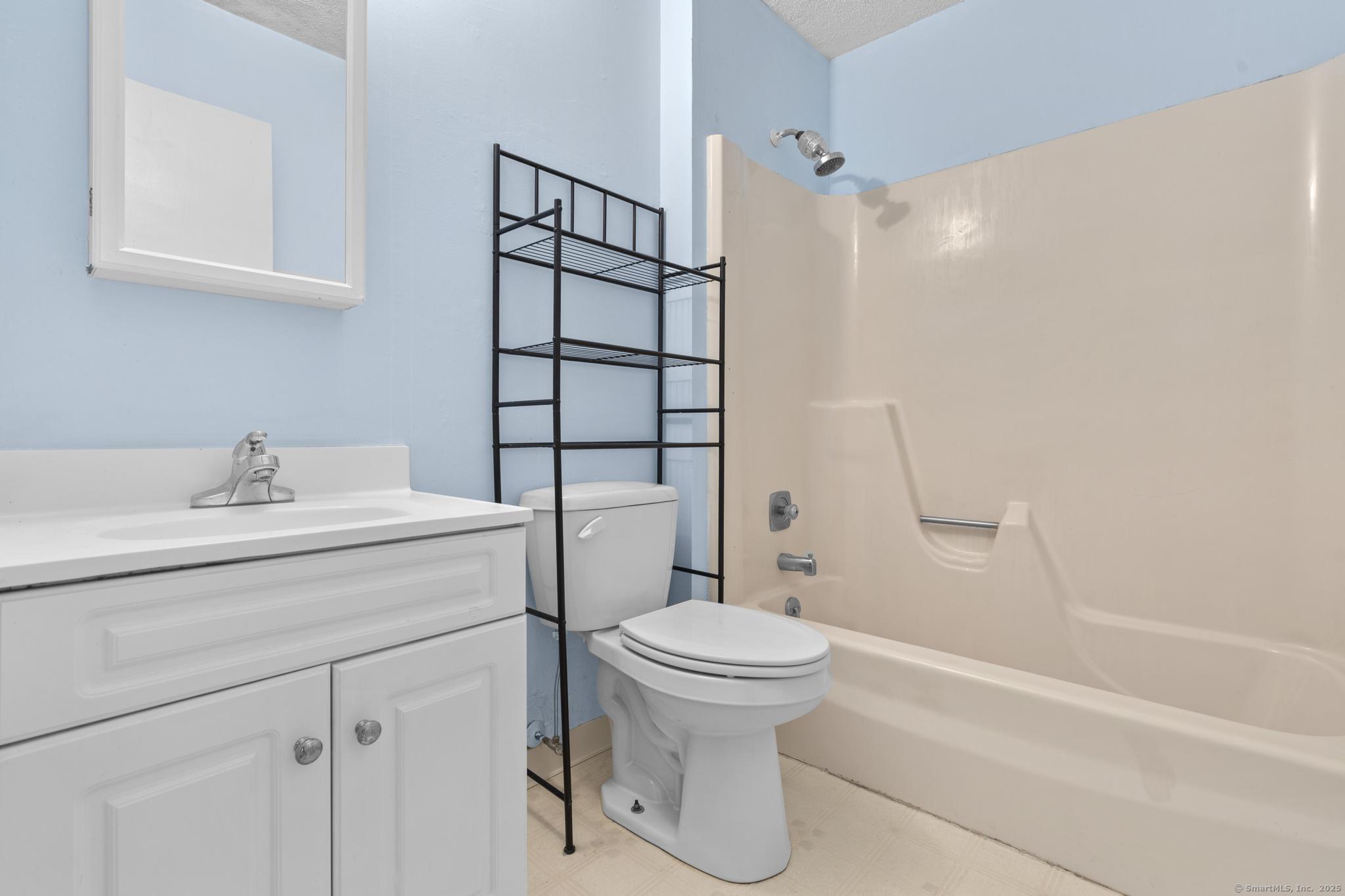 175 Mill Pond Road #223, Hamden, Connecticut image 22