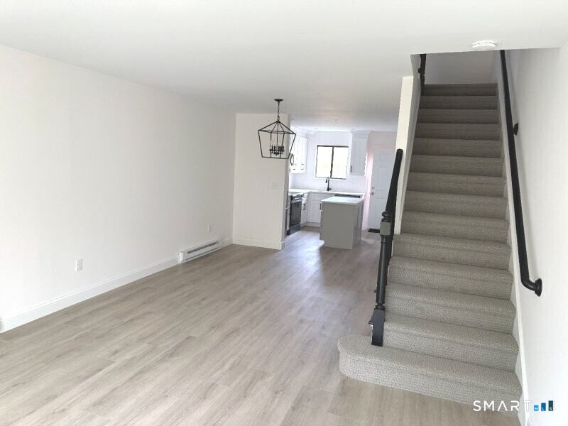 81 Sterling Village 81