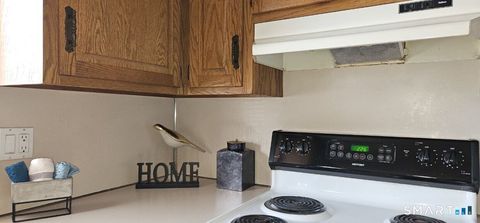 Tiny photo for 482 East Street #APT 16, Plainville, CT 06062 (MLS # 24149936)