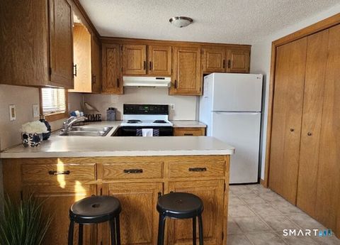 Tiny photo for 482 East Street #APT 16, Plainville, CT 06062 (MLS # 24149936)