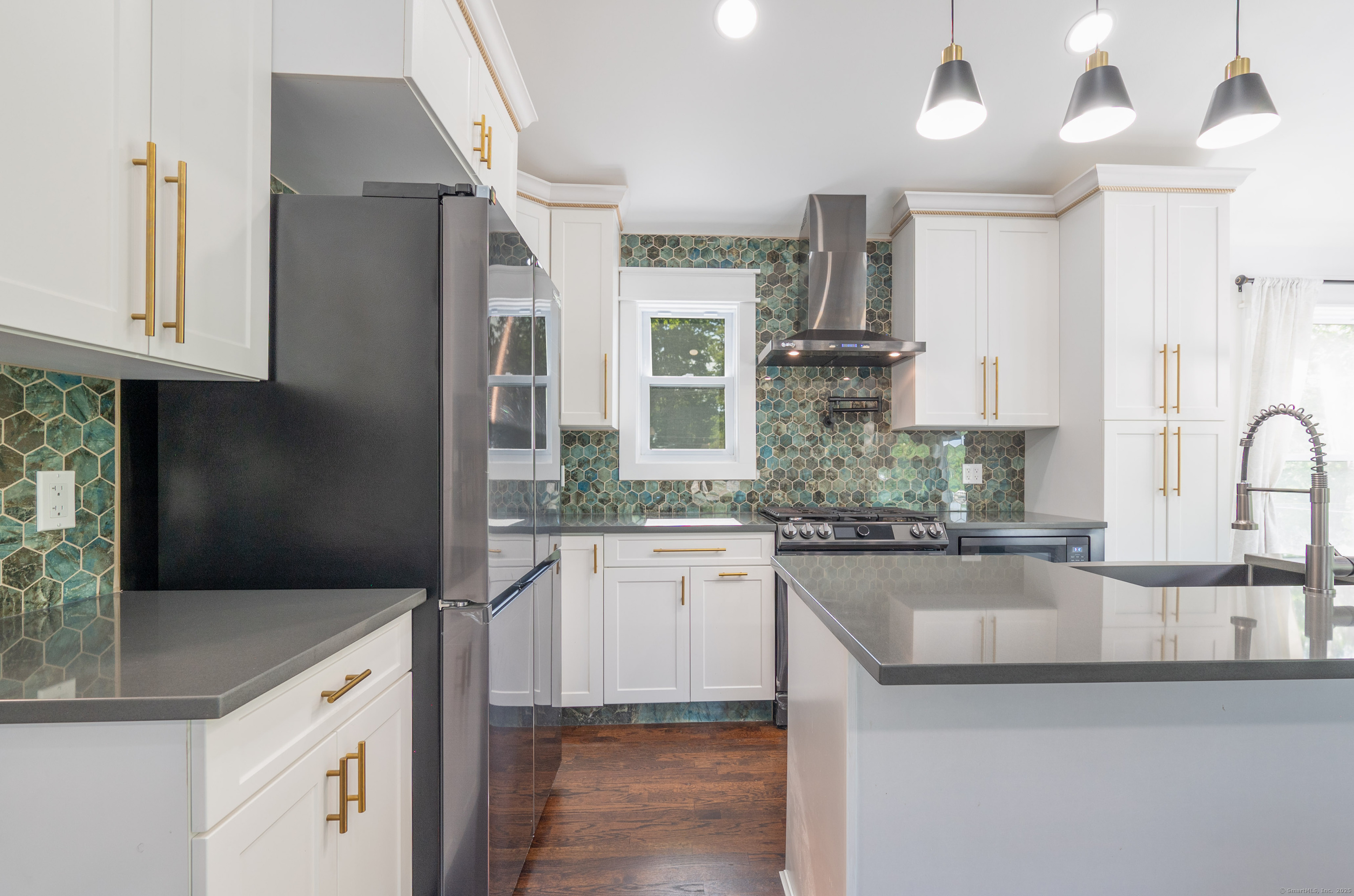 145 Sherry Lane, New Milford, Connecticut image 5