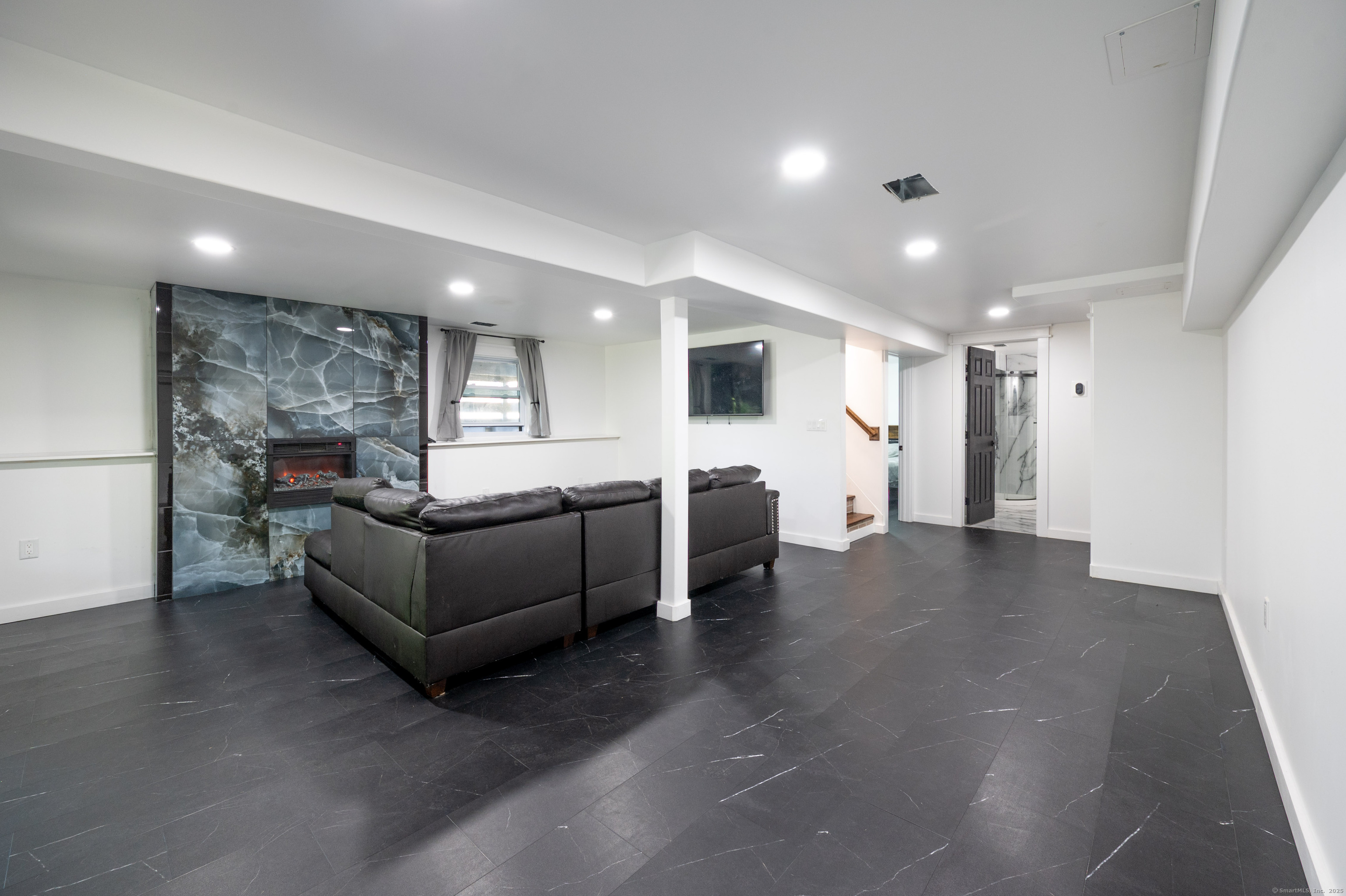 145 Sherry Lane, New Milford, Connecticut image 21