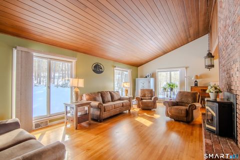 Homes For Sale - 310 Roseland Park Road<br/> Windham County, Woodstock, CT 06281