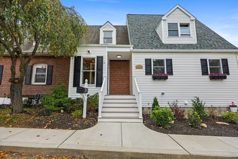 Photo of 516 Valley Road, Stratford, CT 06615 (MLS # 24128972)