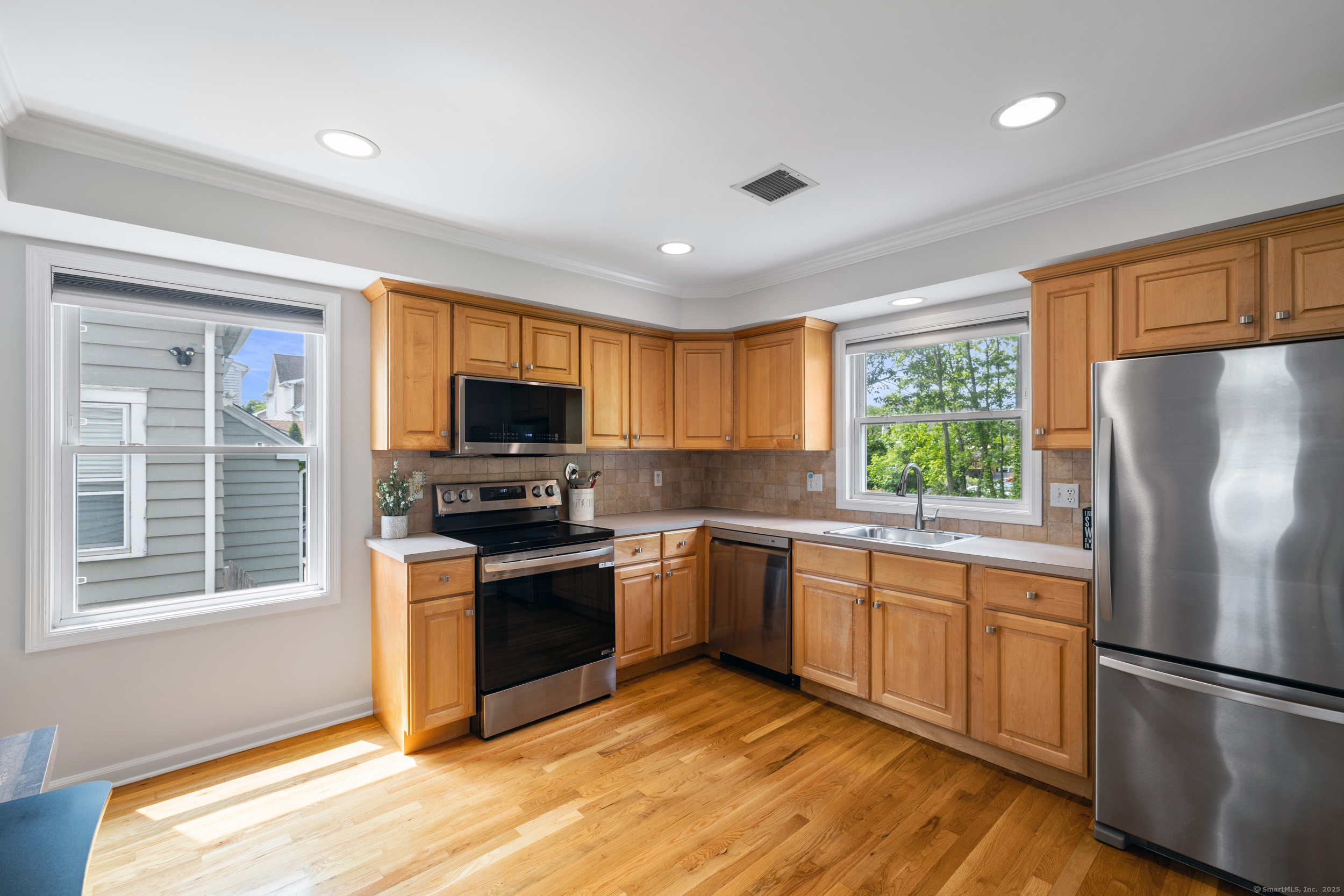 17 Glenwood Avenue