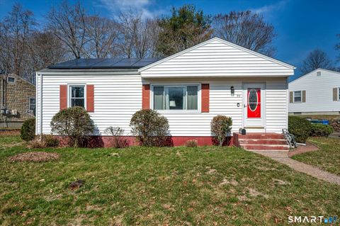 Homes For Sale - 90 W Side Drive<br/> Hamden, CT 06514