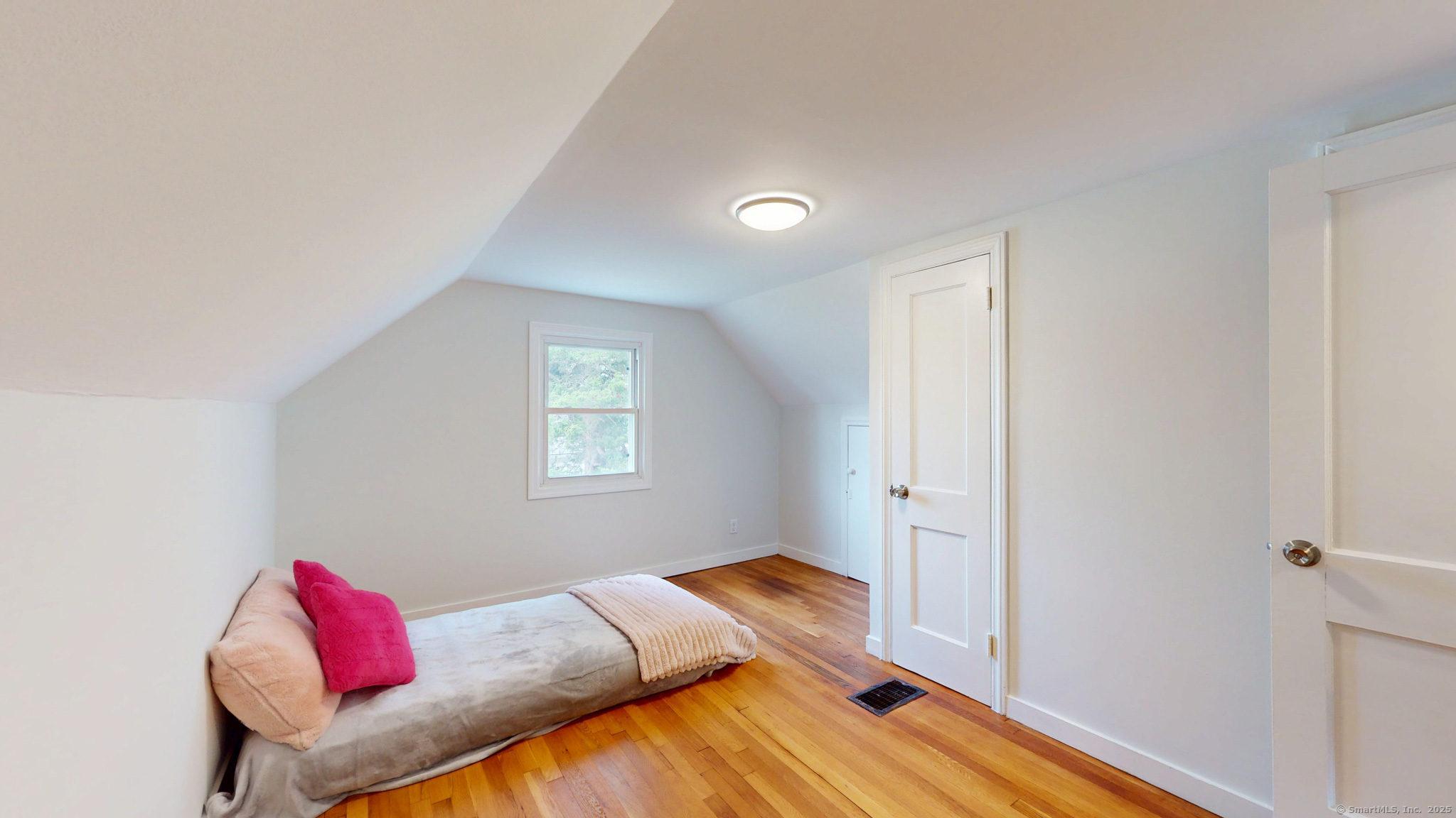 East Hartford, Connecticut 06118, United States, 4 Bedrooms Bedrooms, ,1 BathroomBathrooms,Residential,Active,149209