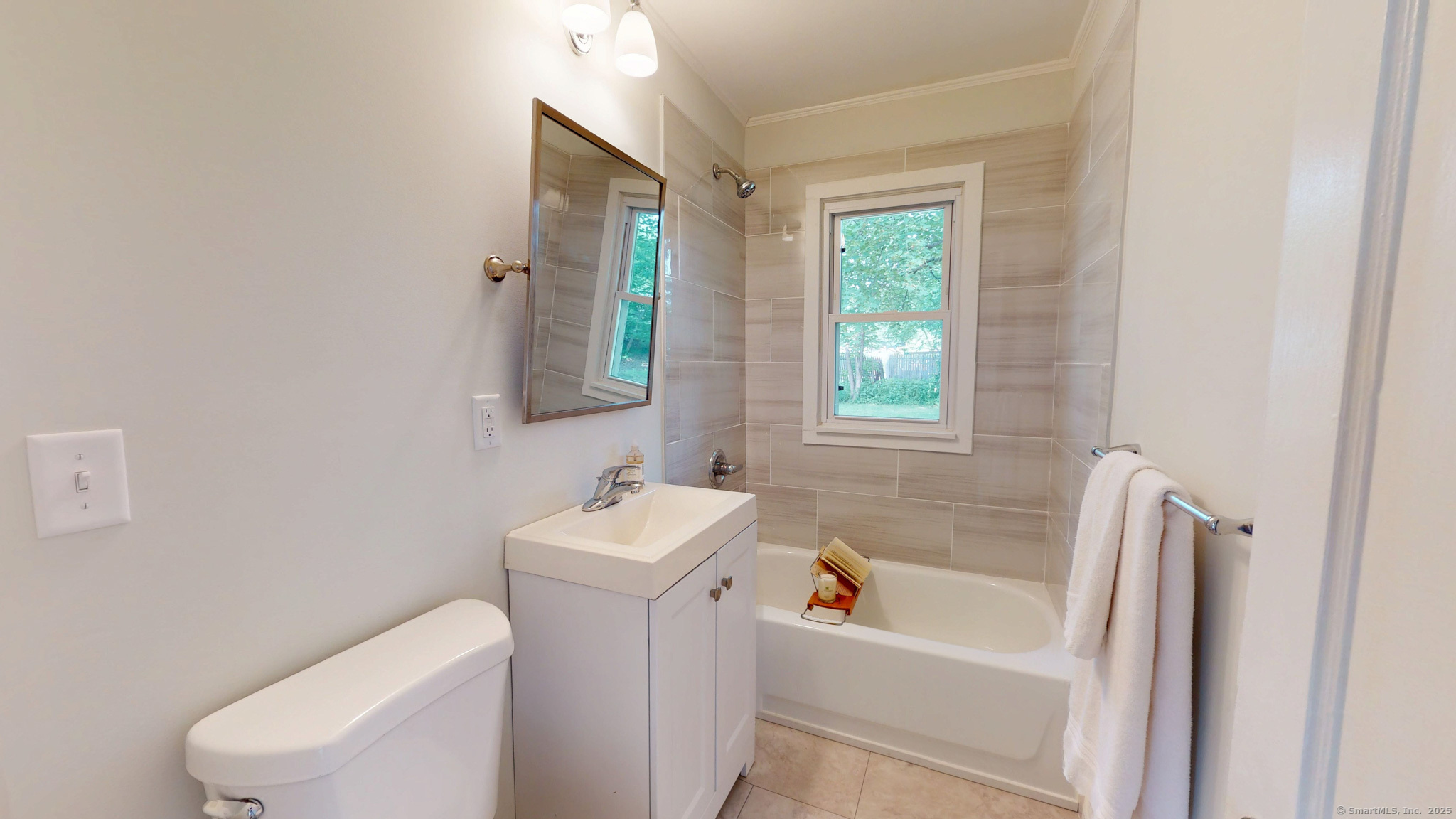 East Hartford, Connecticut 06118, United States, 4 Bedrooms Bedrooms, ,1 BathroomBathrooms,Residential,Active,149209