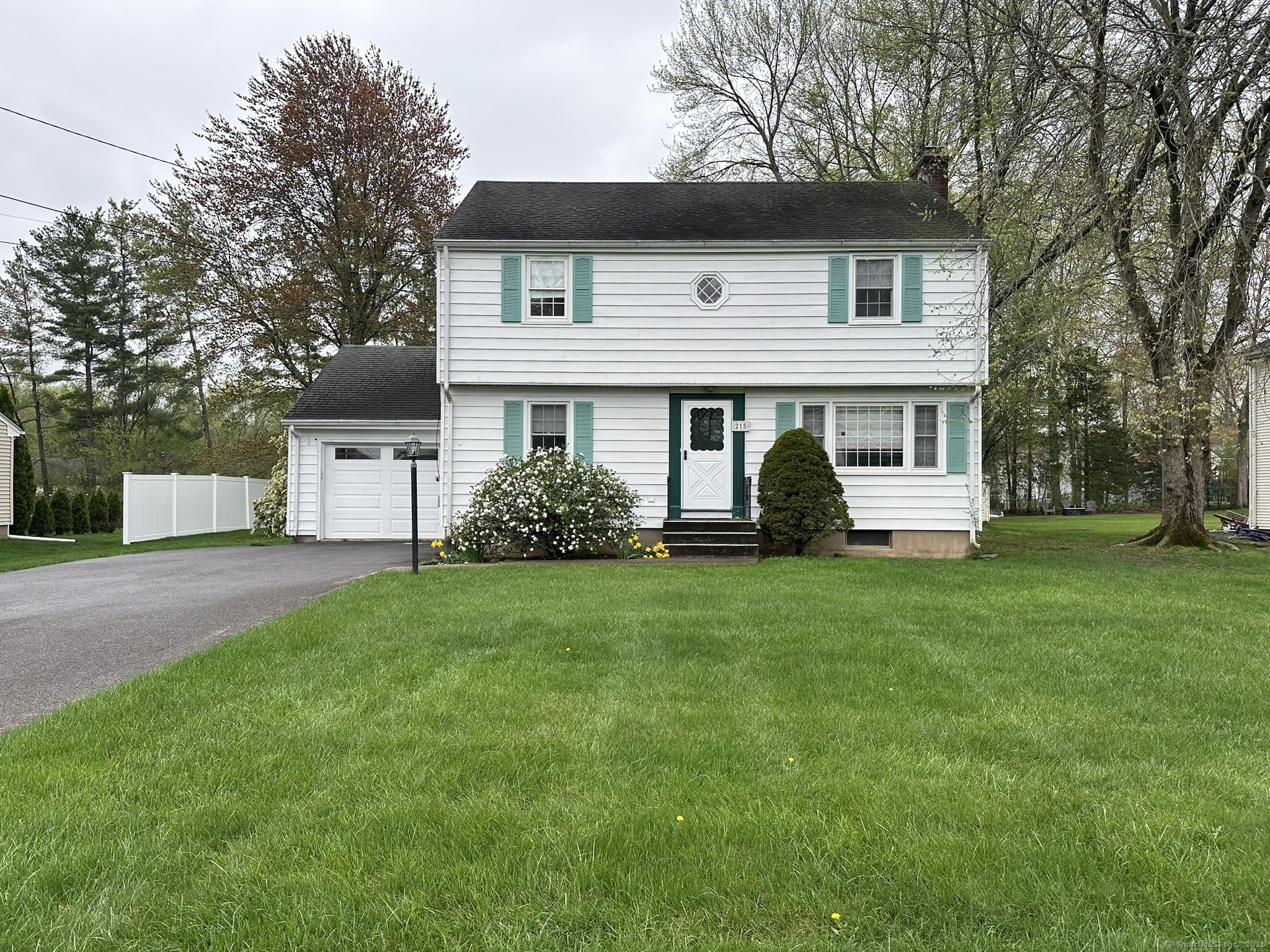 215 Pine Lane, Wethersfield, Connecticut image 1