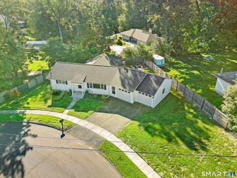Photo of 5 Walnut Lane, Wallingford, CT 06492 (MLS # 24207153)