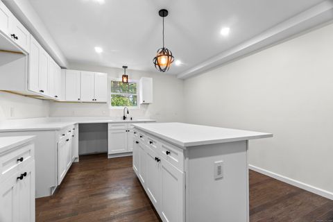 Tiny photo for 1285 Townsend Avenue #1, New Haven, CT 06513 (MLS # 24141930)