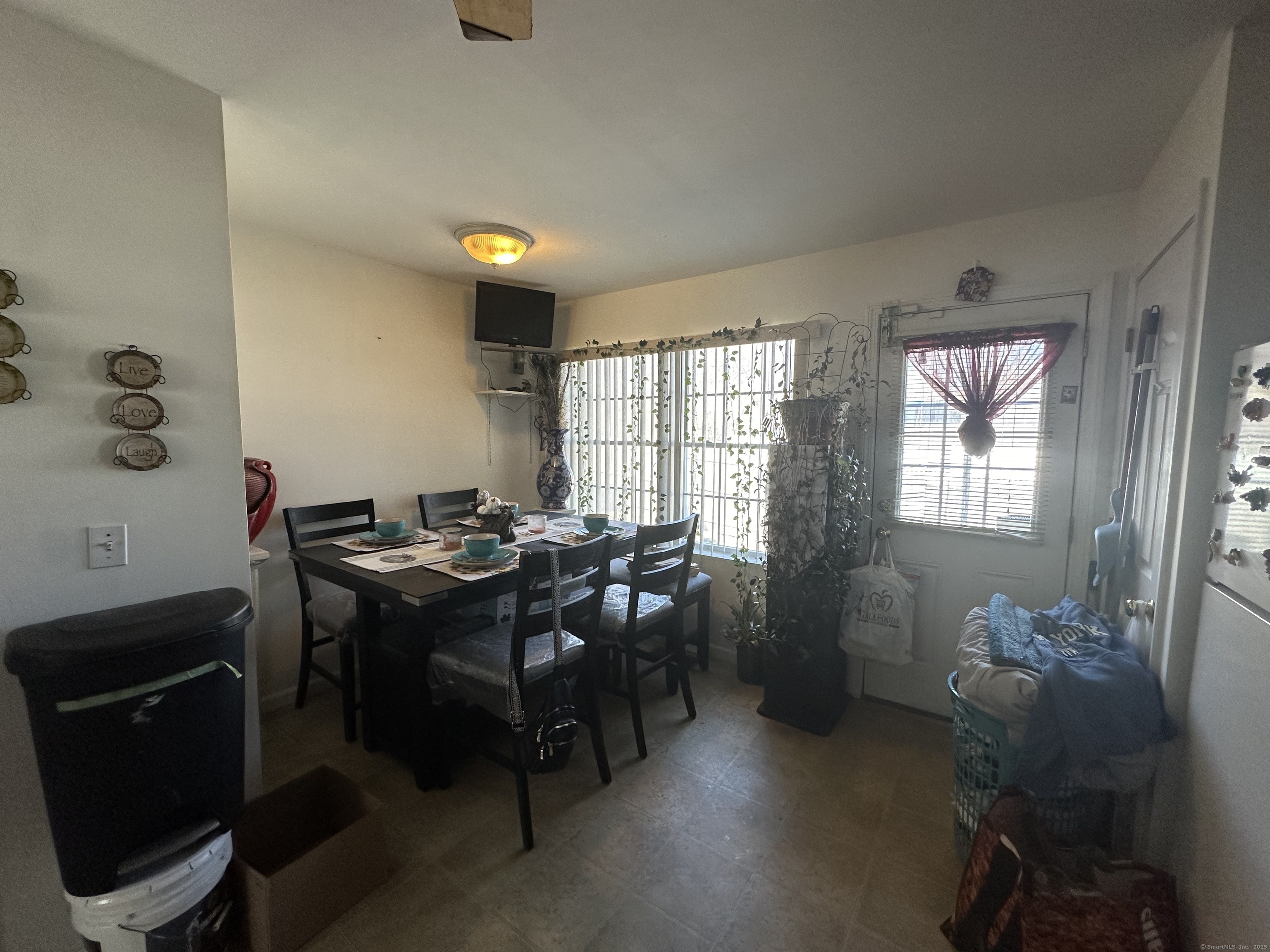 135 Bucks Hill Road APT 10