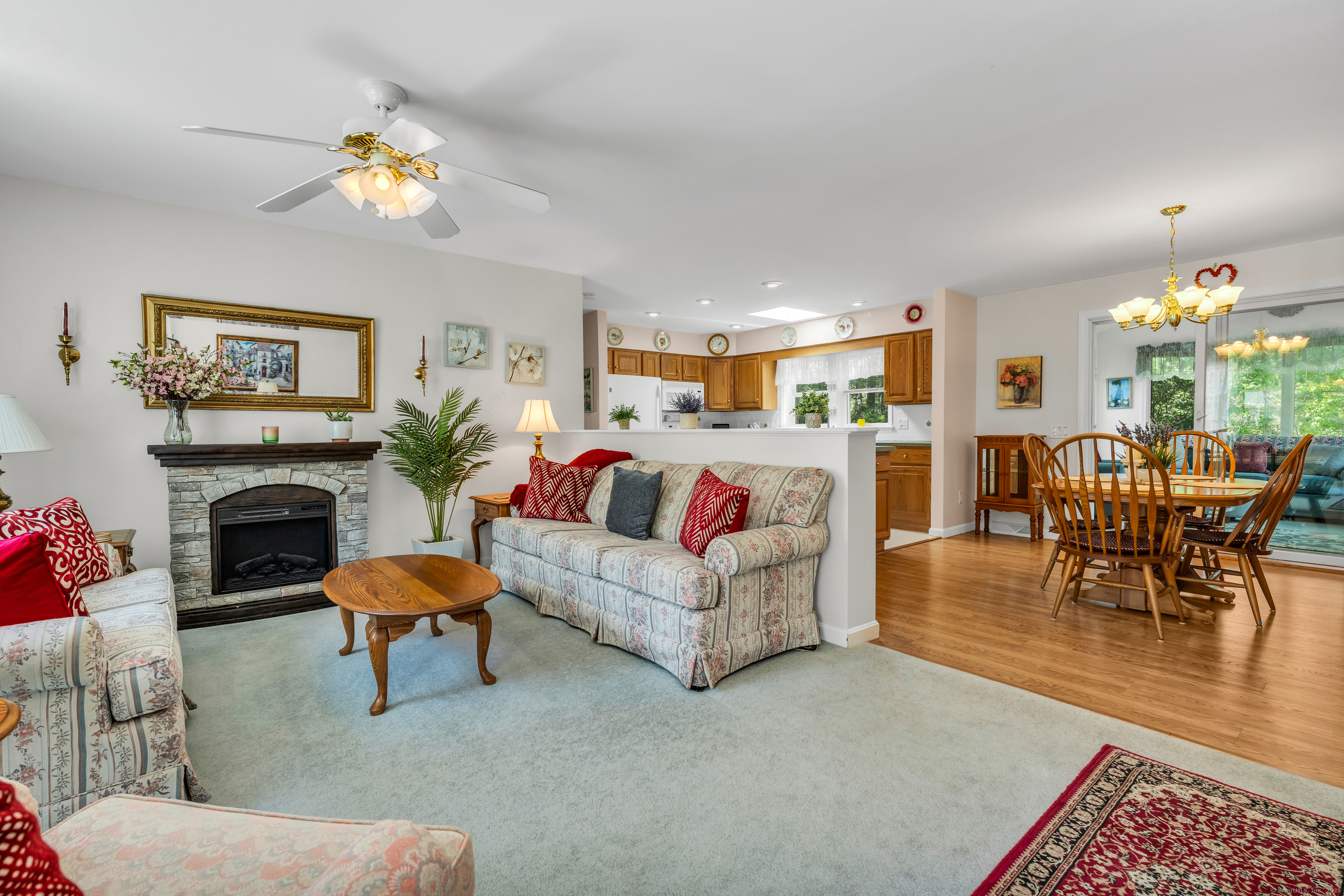 12 Wyndwood Road