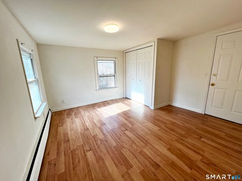 Tiny photo for 565 E Main Street #6, Middletown, CT 06457 (MLS # 24156119)