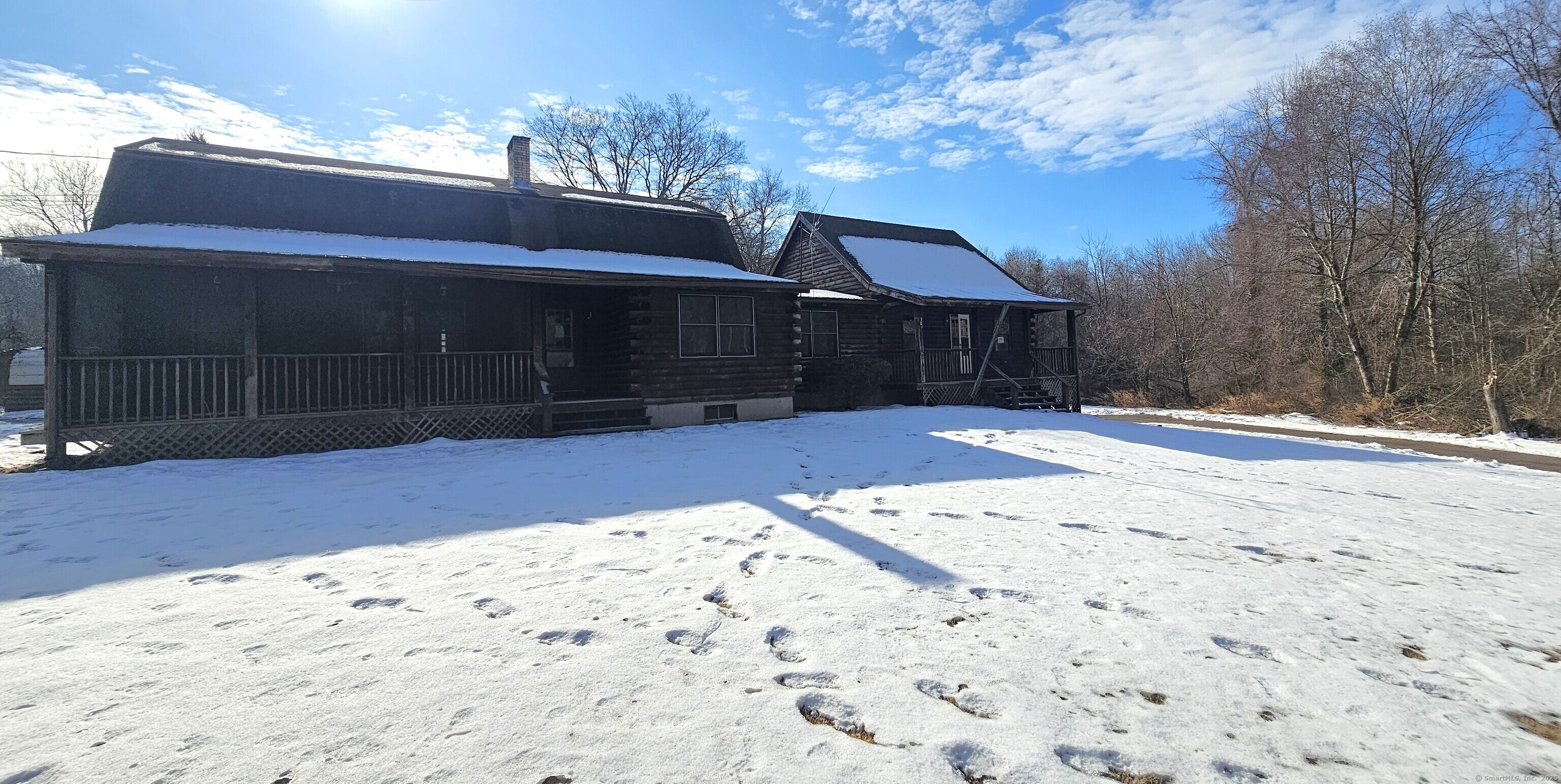 Bone Mill Road, East Haddam, Connecticut - 5 Bedrooms  
3 Bathrooms  
10 Rooms - 