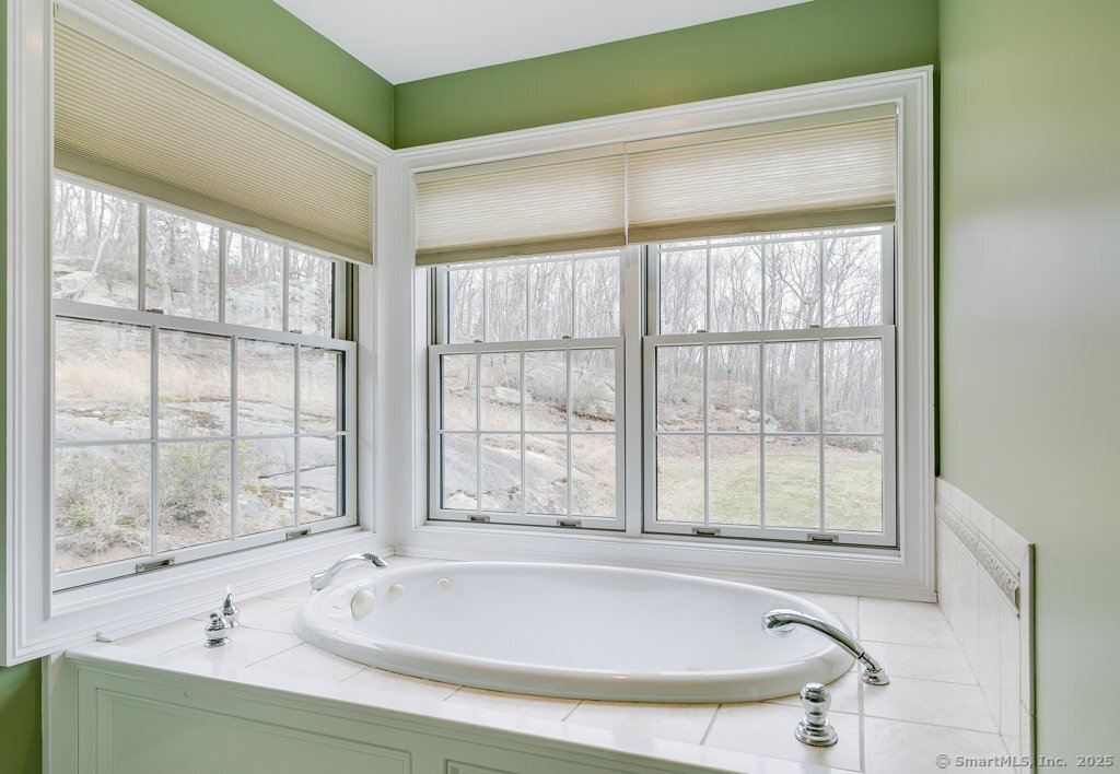 32 Village Drive, East Lyme, Connecticut image 30