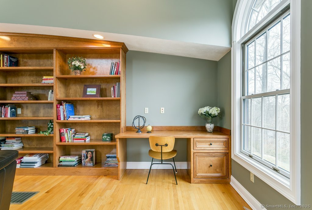 32 Village Drive, East Lyme, Connecticut image 7