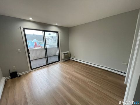 Tiny photo for 252 Harlem Avenue #C4, Bridgeport, CT 06606 (MLS # 24161287)