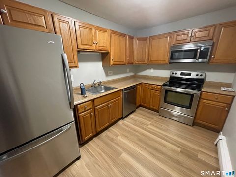 Tiny photo for 252 Harlem Avenue #C4, Bridgeport, CT 06606 (MLS # 24161287)