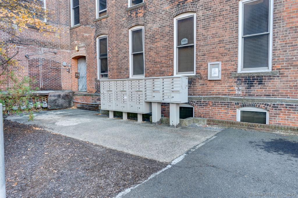 Bridgeport, Connecticut 06604, United States, 2 Bedrooms Bedrooms, ,1 BathroomBathrooms,Residential,Active,156207