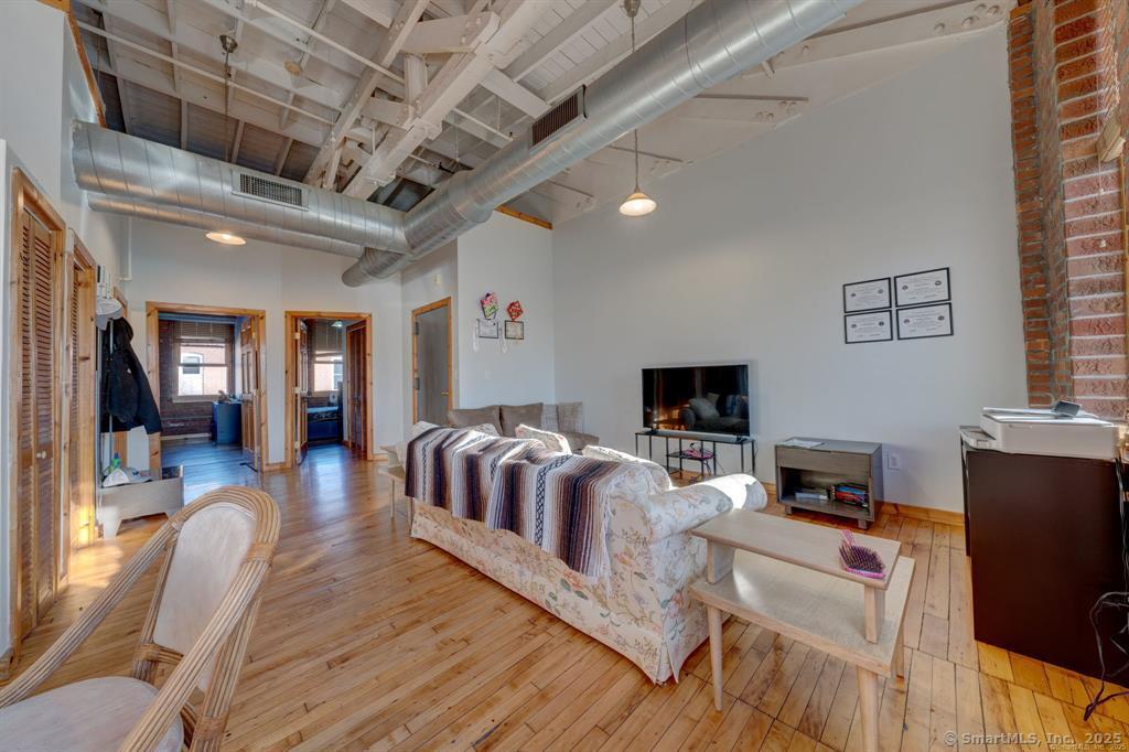 Bridgeport, Connecticut 06604, United States, 2 Bedrooms Bedrooms, ,1 BathroomBathrooms,Residential,Active,156207