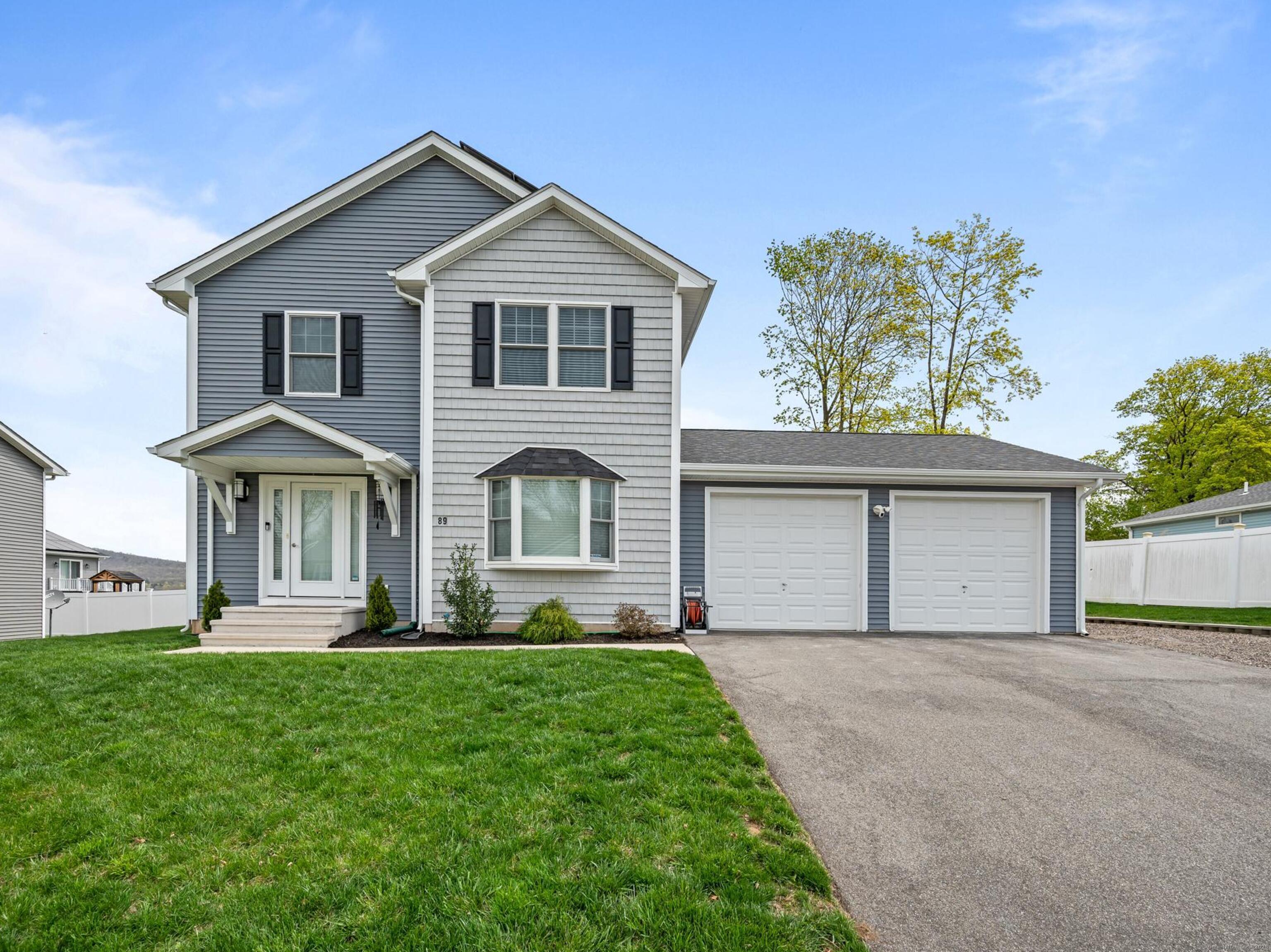 Property for Sale at Genest Street, Meriden, Connecticut - Bedrooms: 3 
Bathrooms: 3 
Rooms: 5  - $450,000