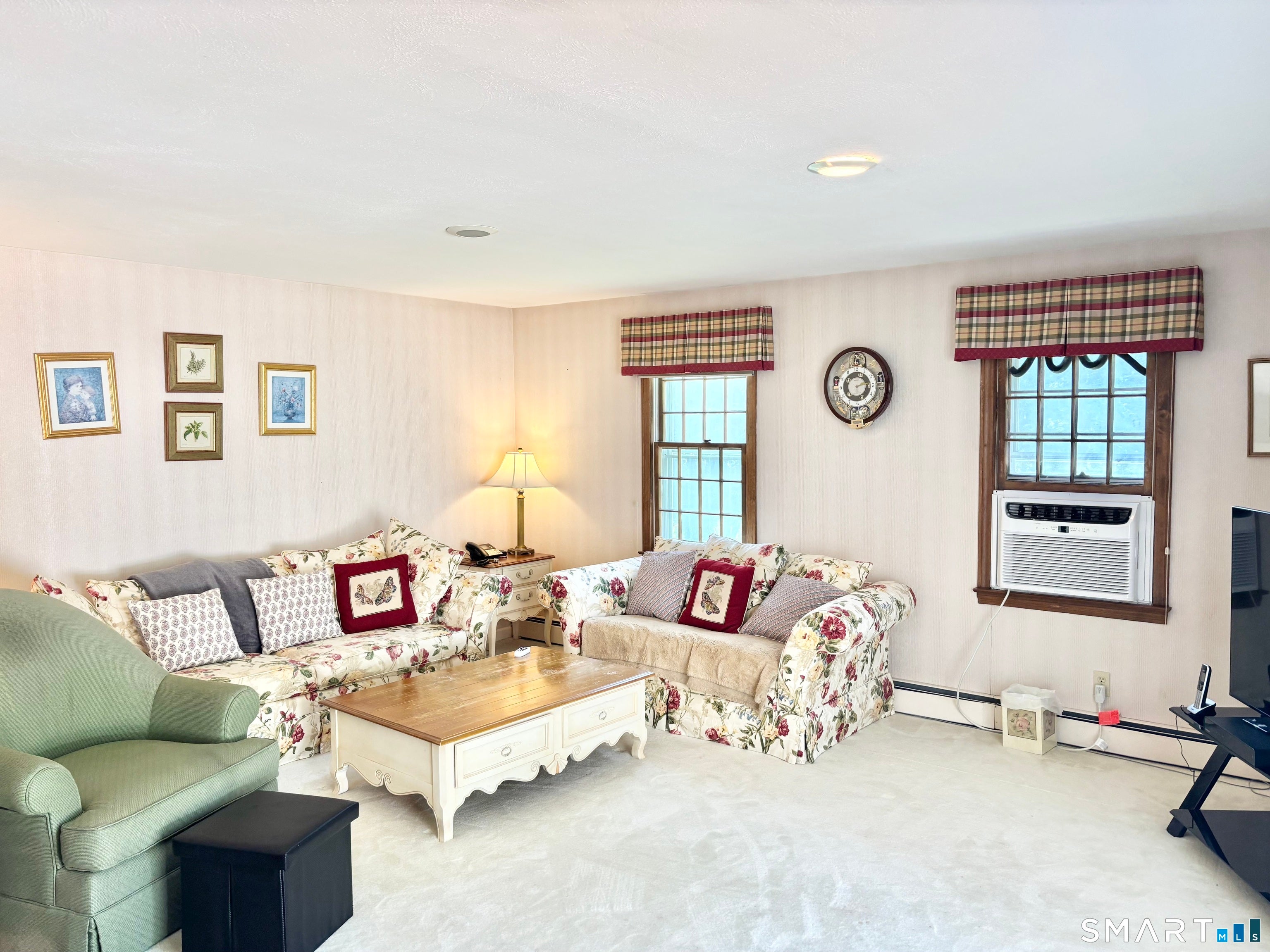 27 Wyneding Hill Road