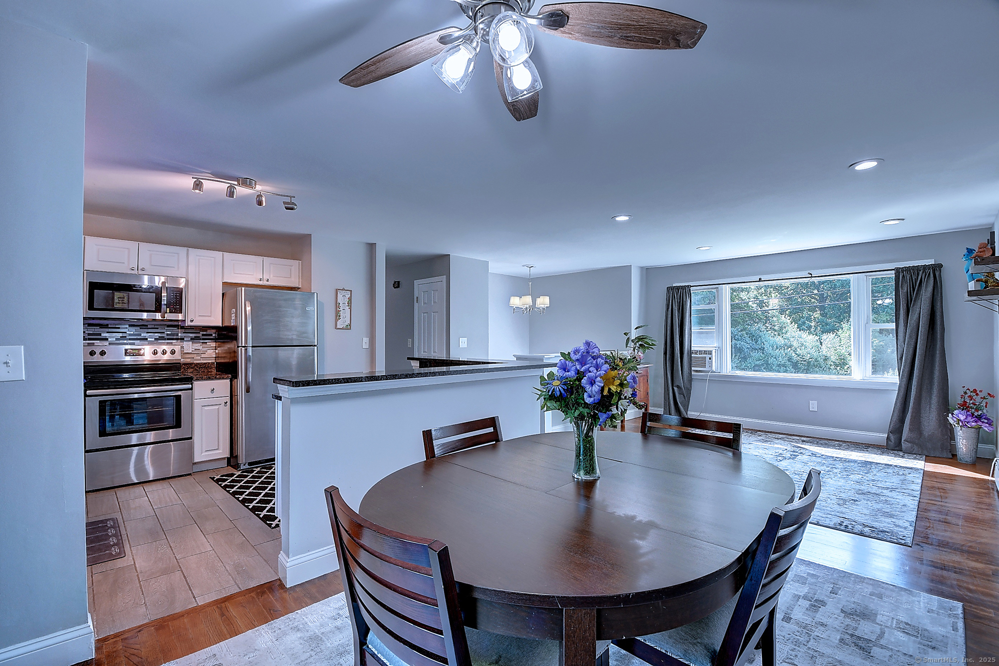 87 Oak Hill Road