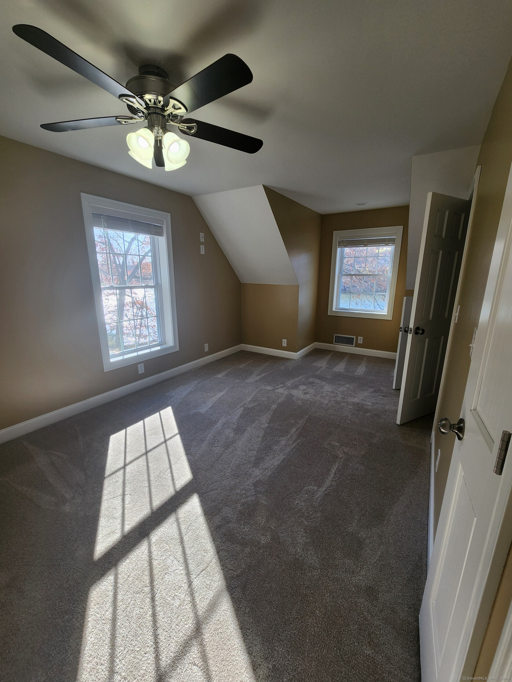 145 Kitemaug Road, Montville, Connecticut image 24