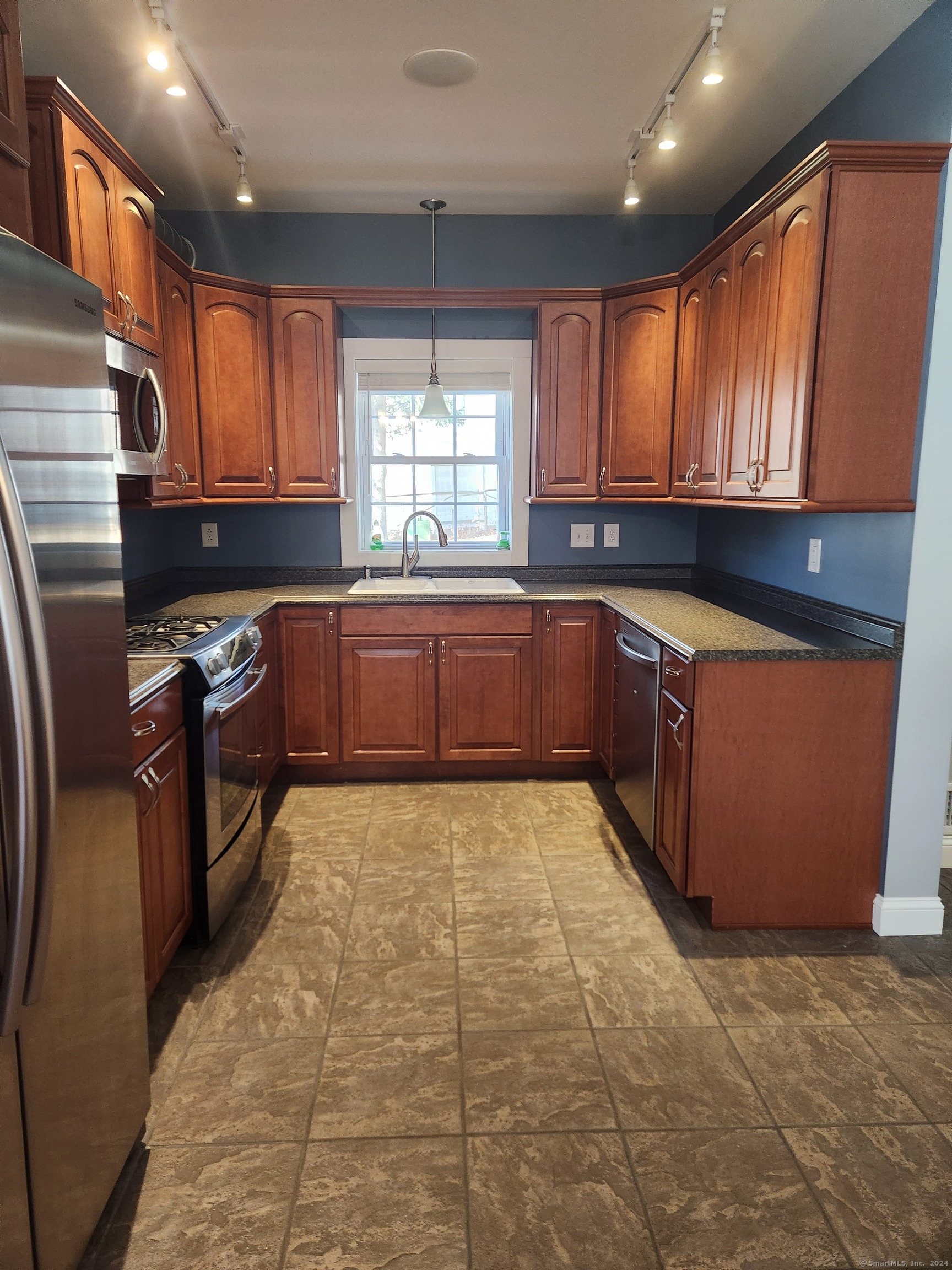 145 Kitemaug Road, Montville, Connecticut image 12